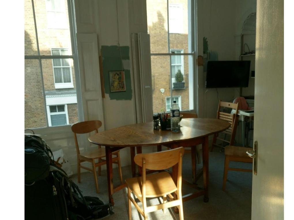 Central London Flat. Georgian Terrace. Bright. Rom bilde